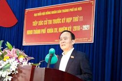 Cử tri Hoài Đức đề nghị quan tâm đến hệ thống giao thông nội huyện