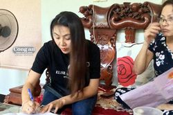 Thế sổ đỏ giả cầm tiền thật