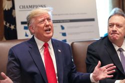 Ngoại trưởng Mỹ Mike Pompeo cân nhắc chạy đua vào Thượng viện?