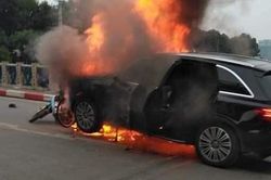 Hà Nội: Lộ diện nữ tài xế Mercedes liên quan đến vụ tai nạn nghiêm trọng làm 1 người chết thảm tại cầu Trung Hòa