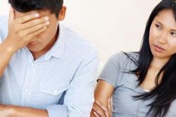 Nhất quyết ly hôn khi biết chồng có 'tiểu tam'
