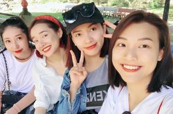 Nhã Phương, Jun Vũ, Khổng Tú Quỳnh và dàn sao dự đám cưới Hoàng Oanh