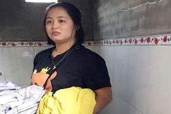 Khởi tố 'nữ quái' trộm tiền phúng viếng đám ma