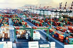 Chi phí cao bóp nghẹt lợi nhuận doanh nghiệp