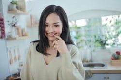 Miu Lê tung bản acoustic hit ballad cực ngọt, hé lộ sản phẩm tiếp theo 'lụi tim' không kém