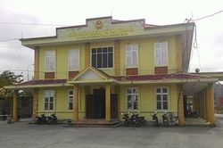 Tạm đình chỉ công tác 3 cán bộ hải quan 'làm luật' ở cửa khẩu Tây Trang