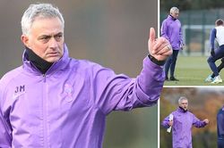 BÌNH LUẬN: Vị thần chiến tranh Mourinho đã trở lại