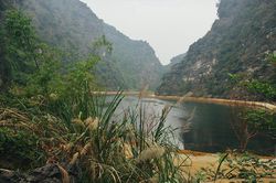 Khám phá động Am Tiên, 'Tuyệt tình cốc' của cố đô Ninh Bình