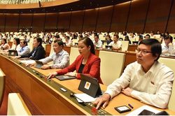 Quốc hội thông qua hai luật