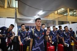 Đội tuyển bóng đá nam và nữ U22 Việt Nam đã tới Philippines