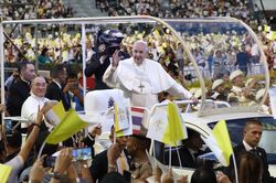 Người dân Thái Lan chào đón Giáo hoàng Francis