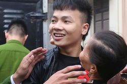 Ai đồ?