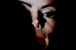 Hollywood đang làm phim bom tấn về cuộc đời Michael Jackson
