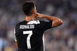Lịch thi đấu bóng đá Ý Serie A vòng 13: Atalanta vs Juventus, AC Milan vs Napoli