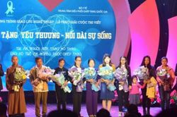 Tôn vinh nghĩa cử cao đẹp khi hiến mô, tạng cứu người