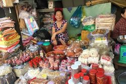 Khu chợ đặc biệt ở Sài Gòn, người Huế xa quê ai cũng muốn tìm đến