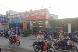 Bắt 2 nghi can nổ súng cướp tiệm vàng táo tợn ở Sài Gòn