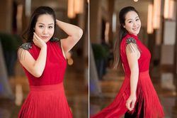 Hoa hậu gia thế khủng nhất Việt Nam mang bầu ngủ ngồi suốt 4 tháng, sinh xong vẫn đẫy đà