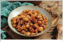Trổ tài làm thịt chiên sốt chua ngọt cho bữa cơm ngon cuối tuần