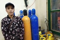 Thu giữ nhiều bình khí cười chuẩn bị 'vào quán bar'