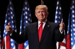 Đảng Dân chủ đi nước cờ sai trong cuộc điều tra luận tội ông Trump?