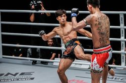 Nguyễn Trần Duy Nhất thắng nhanh ở Giải võ thuật chuyên nghiệp One Championship 2019