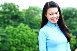 Nhà thơ - nhà báo Yên Khương: Hãy cho trẻ phát triển bình thường, với yêu thương và tôn trọng