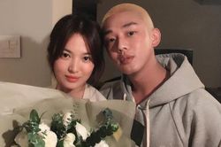 Yoo Ah In đăng ảnh chụp trong sinh nhật Song Hye Kyo