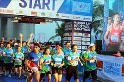 Hơn 3.000 vận động viên tham gia Giải Marathon quốc tế di sản Vịnh Hạ Long