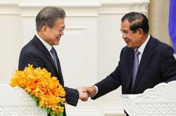 Mẹ vợ ốm nặng, Thủ tướng Hun Sen không dự hội nghị ASEAN – Hàn Quốc