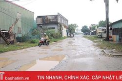 Người dân vùng trung tâm TP Hà Tĩnh phát khiếp với những 'con đường đau khổ'