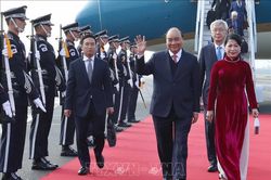 Thủ tướng bắt đầu chương trình tham dự Hội nghị cấp cao kỷ niệm 30 năm Quan hệ đối thoại ASEAN - Hàn Quốc