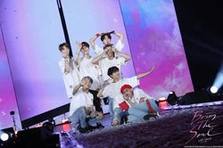 BTS chia sẻ về cách vượt qua những áp lực và lý do khiến mình trở nên thành công như ngày hôm nay