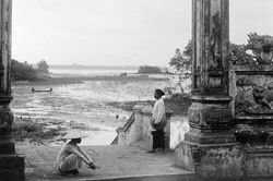 Khám phá Hồ Tây (kỳ 13): 'Bảo tàng sống động' về Hồ Tây trong bài thơ 'độc vận'