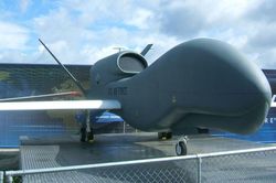 Máy bay do thám không người lái 'xịn nhất' của NATO đã đến châu Âu