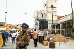 Tổng thống Sri Lanka yêu cầu triển khai quân đội trên toàn quốc