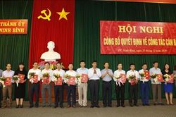Ban Thường vụ Thành ủy Ninh Bình điều động, luân chuyển 14 cán bộ