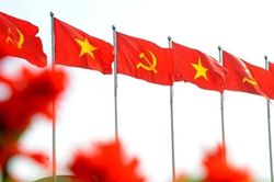 Đẩy lùi 'bệnh' thấy đúng không bảo vệ, thấy sai không đấu tranh