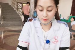'Hôn mê' trước nhan sắc nữ y tá xinh đẹp hiến máu nhân đạo