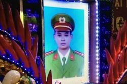 Thăng cấp bậc Thượng úy cho chiến sĩ Công an hy sinh khi truy đuổi trộm