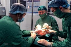Hải Phòng: Nối liền bàn tay đứt rời bằng kỹ thuật vi phẫu