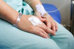 Ăn gì để 'chiến đấu' với ung thư?