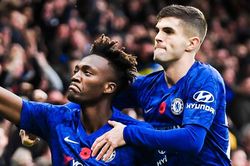 Cầu thủ Chelsea học cách ghi bàn qua YouTube