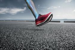ASICS ra mắt dòng giày tiết kiệm năng lượng cho người chạy bộ GLIDERIDE