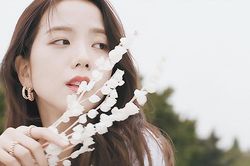 Jisoo Blackpink tiết lộ từng được 'đối thủ' của YG đề nghị làm thực tập sinh