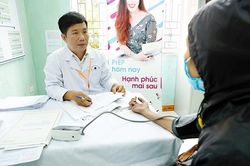 Việt Nam mở rộng dự phòng lây nhiễm HIV cho đối tượng nguy cơ