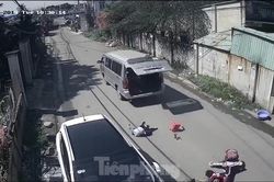 Thót tim cảnh xe chở học sinh cua gấp khiến 3 em văng ra ngoài