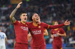 Smalling 'lên đồng', MU nhận ngay cục tiền từ AS Roma