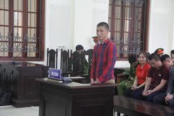 Người đàn ông dùng kích điện giết người được giảm án