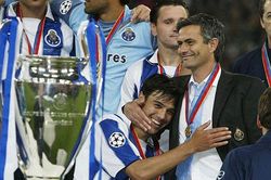 Những khoảnh khắc đặc biệt của Mourinho tại Champions League